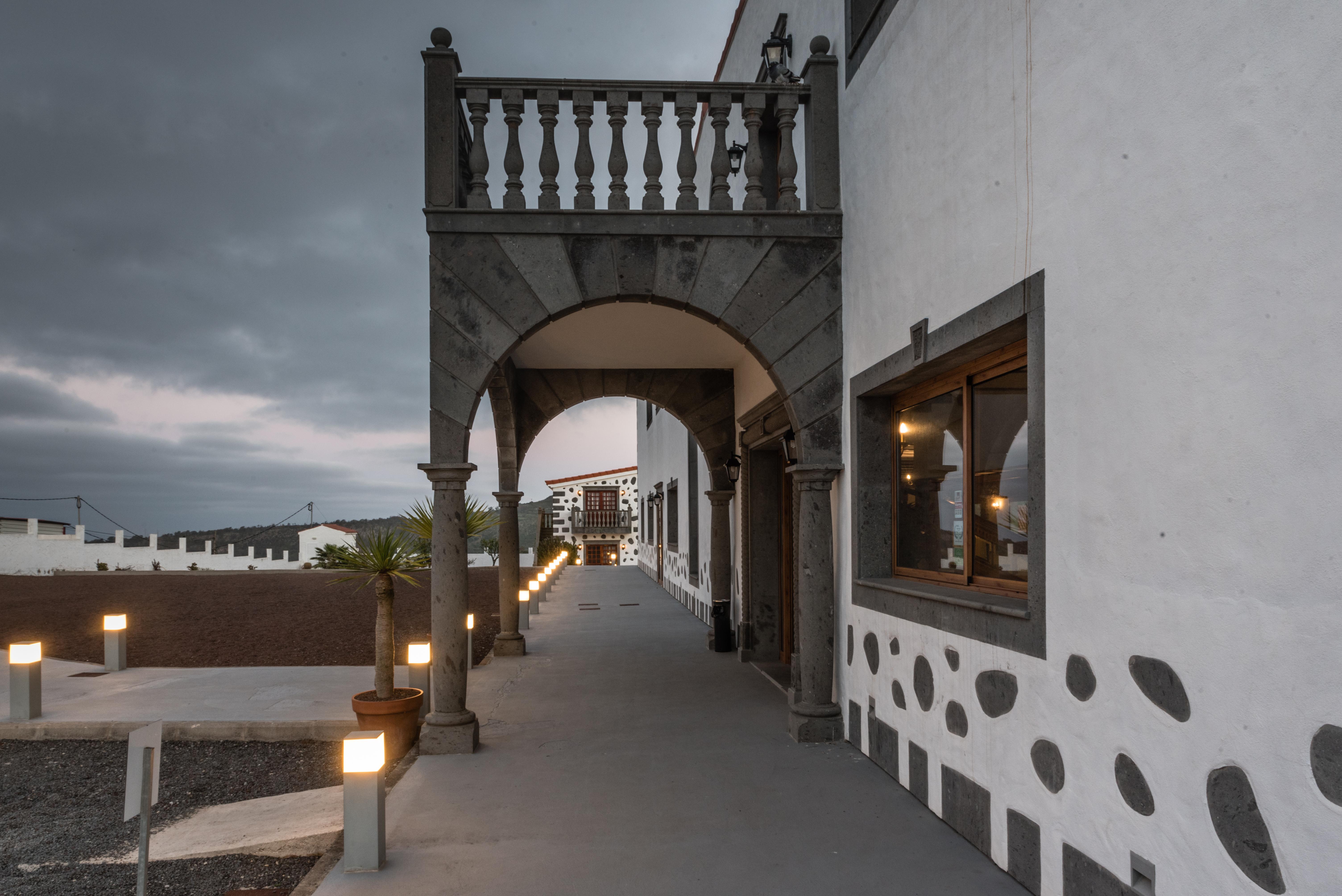 Hotel Melva Suite Firgas Екстериор снимка