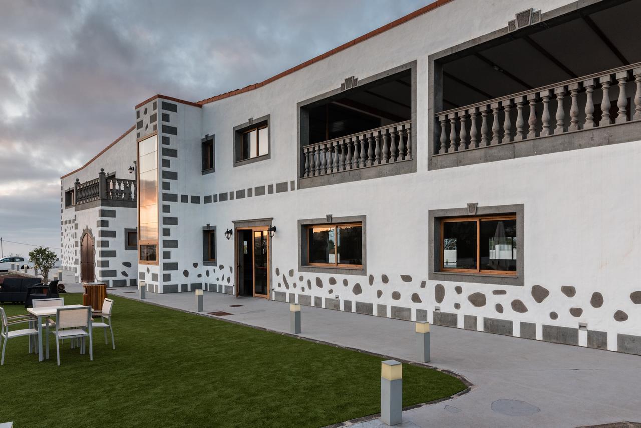 Hotel Melva Suite Firgas Екстериор снимка
